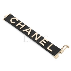 샤넬 가브리엘 가죽 팔찌 CHANEL 레터링 브레이슬릿